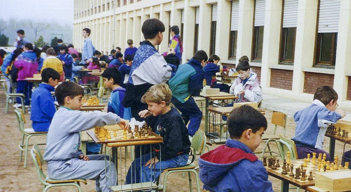 L'escola Vall del Ges de Torelló celebra 50 anys d'història al barri de Montserrat